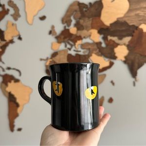 BROADWAY Theater “CATS” Official Logo Vintage 1981 Black Souvenir Mug